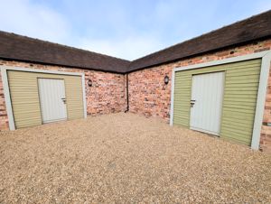 Photo 34- click for photo gallery